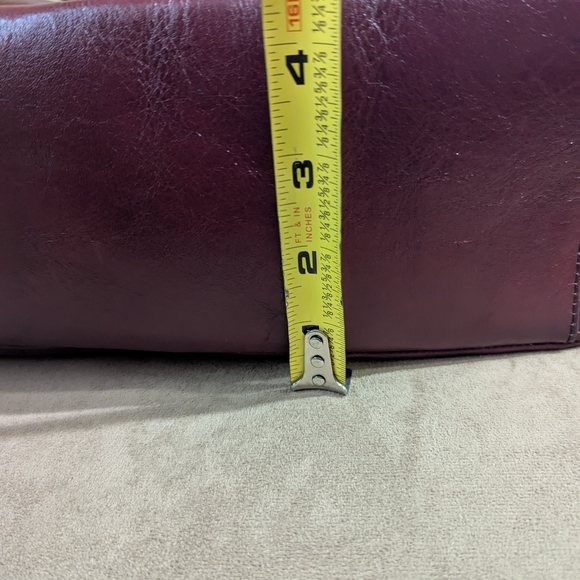 Etienne Aigner Burgundy Shoulder Bag - Picture 7 of 8